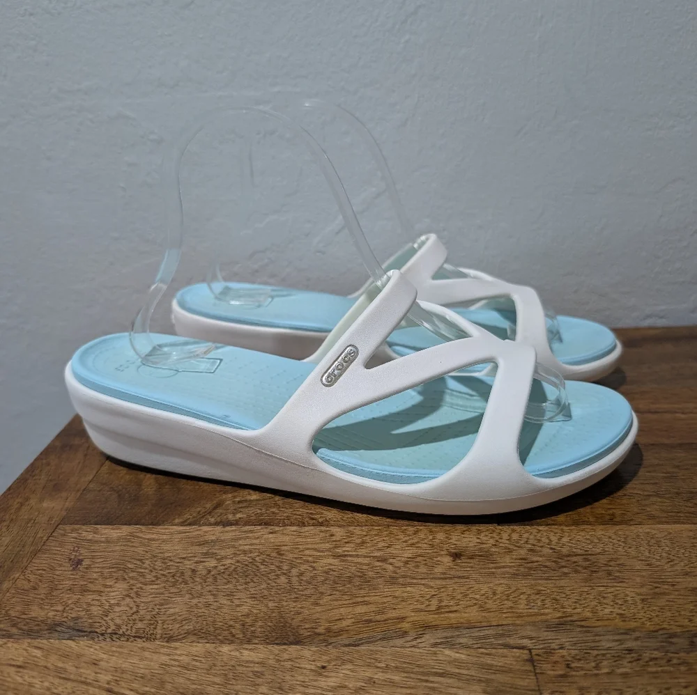 Crocs Women's Patricia II Wedge Sandal size 9